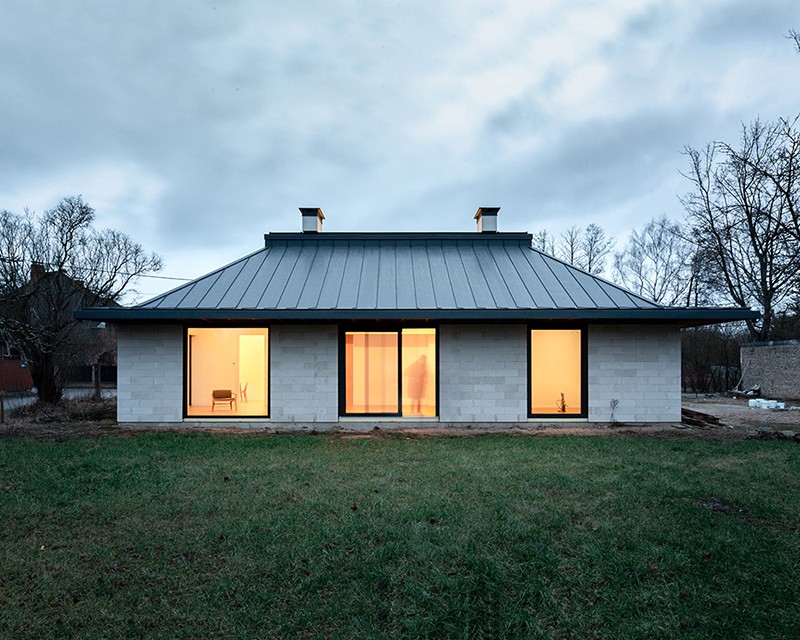 Exterior view of Southern façade, studio substrata, Reinis Salins, Igors Malovickis
